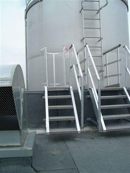 Escaliers et échelles de secours Escaliers et échelles de secours