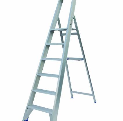 Escabeaux simples ménager et professionnel adaptés à tous les travaux